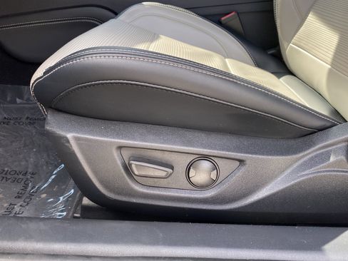 Used 2024 Ford Mustang GT Premium image 21