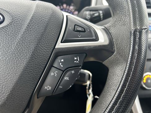 Used 2013 Ford Fusion SE image 14