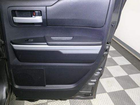 Used 2016 Toyota Tundra SR5 image 20