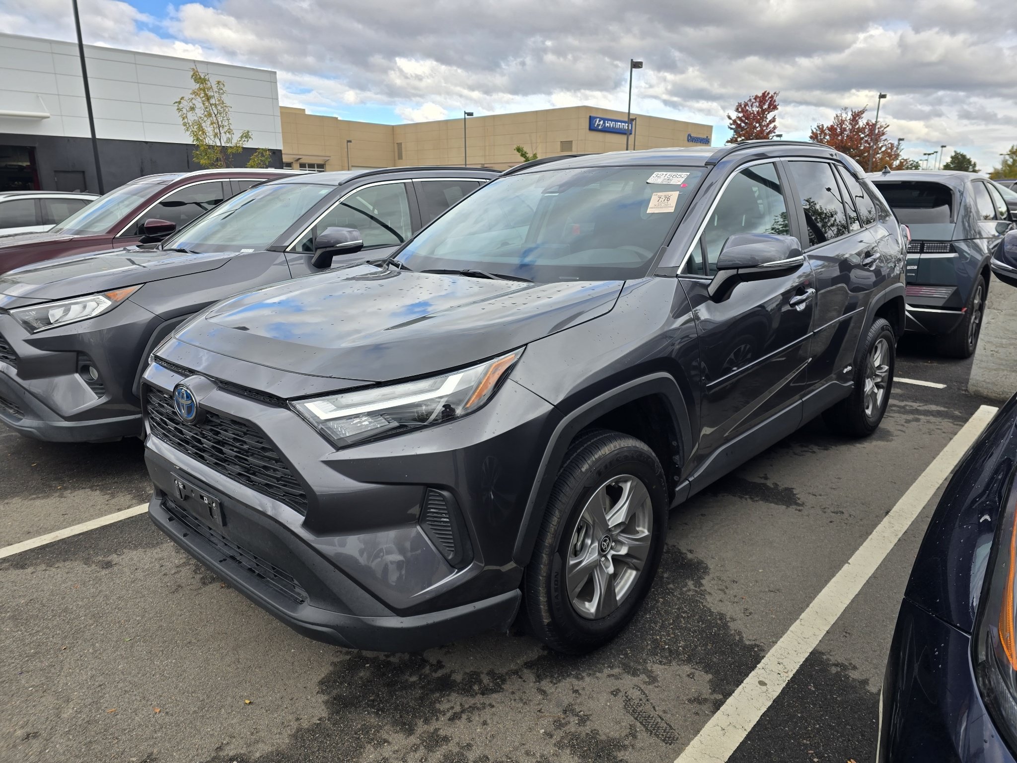 Used 2024 Toyota RAV4 LE AWD/4WD image 1