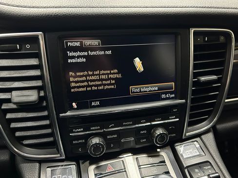 Used 2012 Porsche Panamera 4 image 23