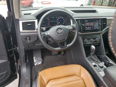 Used 2018 Volkswagen Atlas SEL Premium AWD/4WD image 10