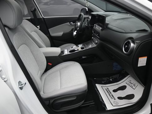 Used 2023 Hyundai Kona SEL image 39