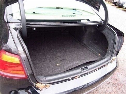 Used 2013 Volkswagen Passat 2.5 SEL Premium image 10