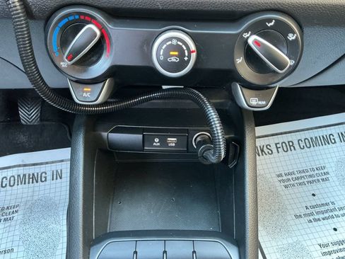 Used 2018 Kia Rio LX FWD image 16