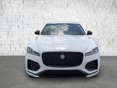 New 2026 Jaguar F-PACE R-Dynamic S image 2
