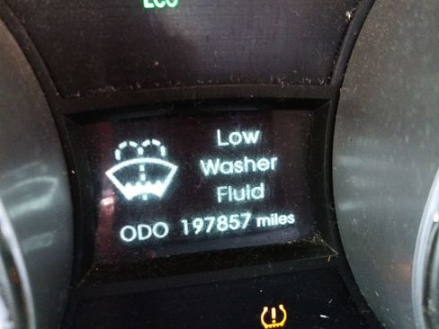 Used 2012 Hyundai Sonata Limited w/ Navigation Pkg FWD image 2