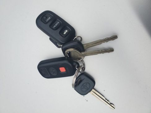 Used 2003 Toyota Camry LE image 25