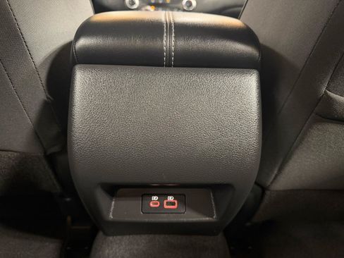 Used 2025 Nissan Altima 2.5 SV FWD image 23