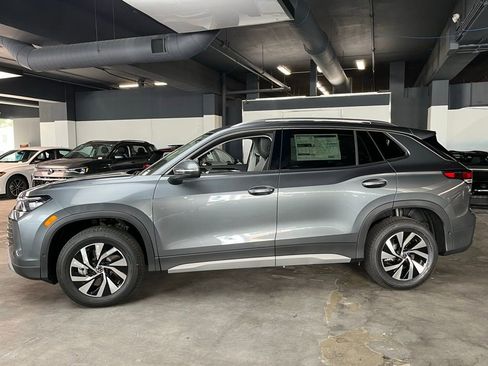 New 2025 Volkswagen Tiguan S image 32