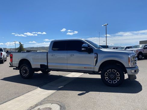 Used 2023 Ford F350 Platinum AWD/4WD image 23