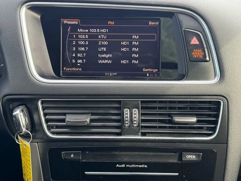 Used 2015 Audi Q5 2.0T Premium Plus w/ Technology Package image 15