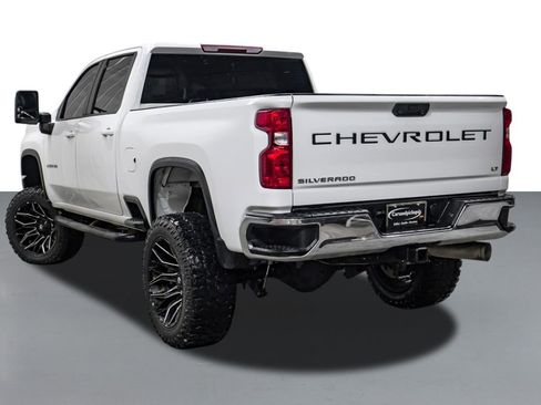 Used 2021 Chevrolet Silverado 2500 LT w/ Fleet Comfort Package image 8