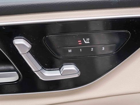 Certified 2022 Mercedes-Benz C 300 Sedan image 21