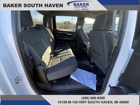 Used 2024 Chevrolet Silverado 1500 LT Trail Boss w/ Protection Package image 11