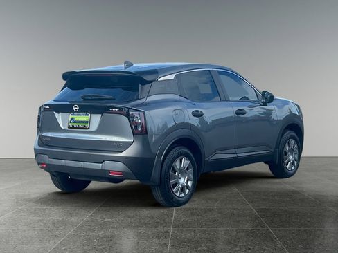 Used 2025 Nissan Kicks S AWD/4WD image 9