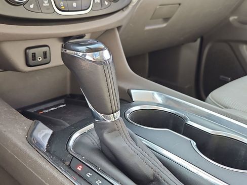 Used 2018 Chevrolet Traverse Premier w/ Driver Confidence II Package image 23