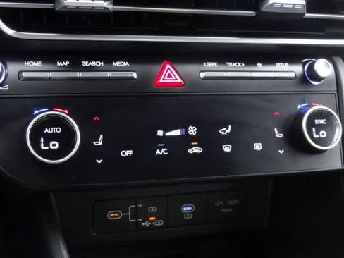 Used 2024 Hyundai Sonata SEL FWD image 25