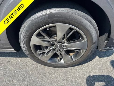 Used 2022 Genesis GV70 3.5T Sport w/ Sport Advanced Package AWD/4WD image 30