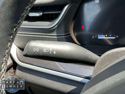 Used 2022 Jeep Grand Cherokee L Laredo w/ Luxury Tech Group I AWD/4WD image 23