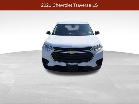 Used 2021 Chevrolet Traverse LS w/ LPO, Cargo Package FWD image 2
