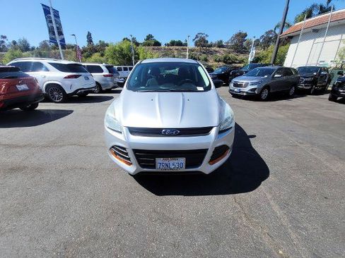 Used 2016 Ford Escape S FWD image 3