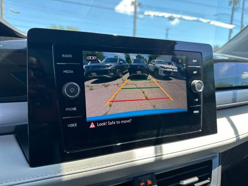 New 2026 Volkswagen Taos SEL AWD/4WD image 15