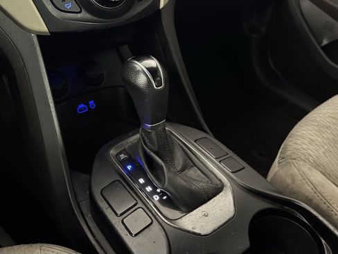 Used 2018 Hyundai Santa Fe Sport FWD image 20