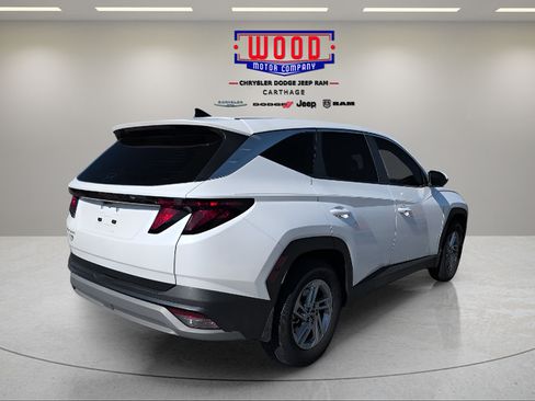 Used 2026 Hyundai Tucson SE FWD image 5