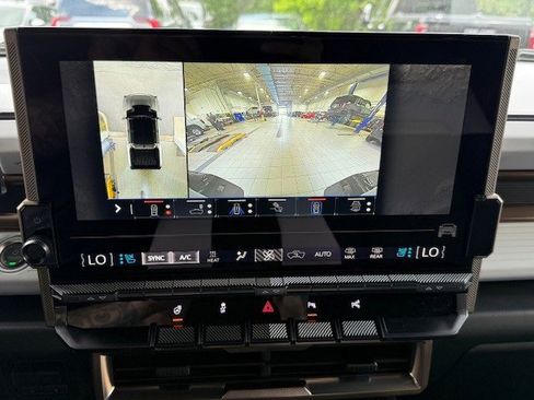 New 2026 GMC Hummer EV SUV image 35