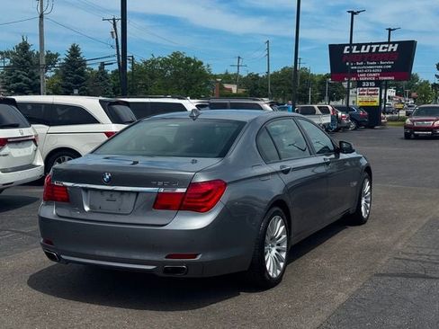 Used 2010 BMW 750Li xDrive AWD/4WD image 5