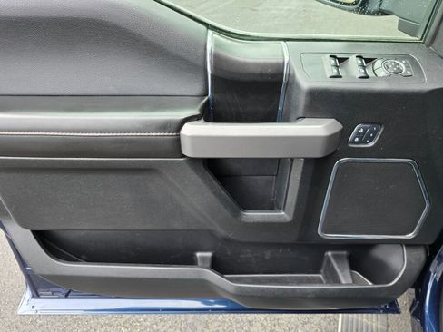 Used 2018 Ford F150 Platinum w/ Equipment Group 701A Luxury image 22