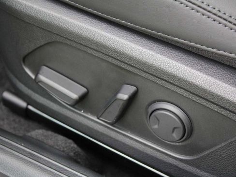 New 2025 Kia K5 EX image 22