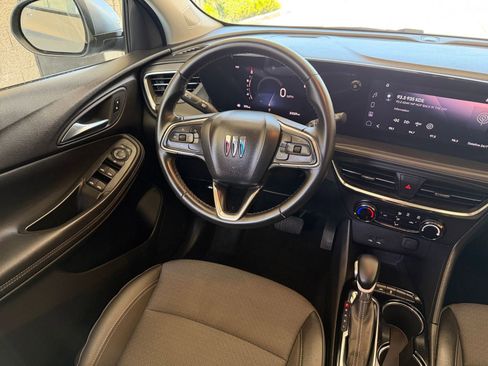 Used 2025 Buick Encore GX Preferred FWD image 33