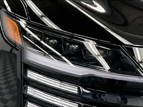 New 2026 Nissan Kicks SV w/ Charging Package image 14