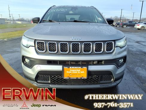 Certified 2024 Jeep Compass Latitude w/ Altitude Special Edition image 3
