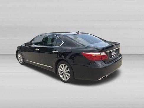 Used 2012 Lexus LS 460 AWD w/ Comfort Pkg image 5