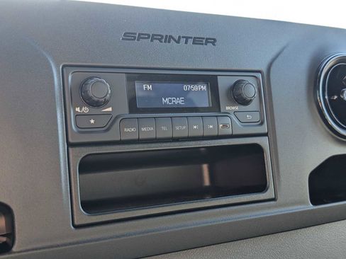 Used 2024 Mercedes-Benz Sprinter 3500 image 27