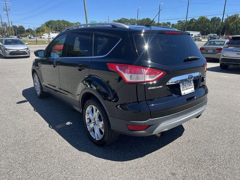 Used 2016 Ford Escape Titanium w/ Equipment Group 301A image 5