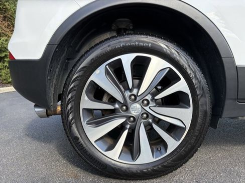 Certified 2022 Buick Encore Preferred image 16