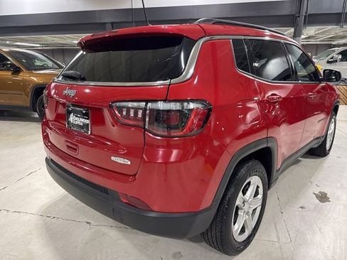 Used 2023 Jeep Compass Latitude w/ Convenience Group AWD/4WD image 14