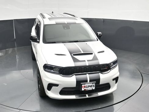Used 2023 Dodge Durango R/T w/ Tow 'N Go Group AWD/4WD image 49