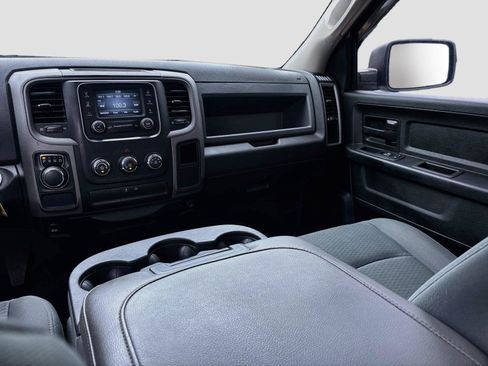 Used 2018 RAM 1500 Express RWD image 21