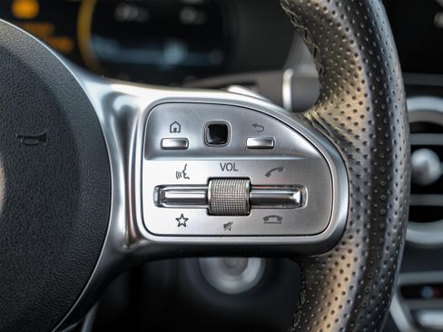 Used 2021 Mercedes-Benz C 300 C 300 w/ AMG Line image 17