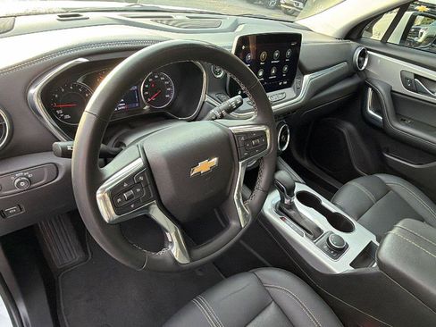 Used 2024 Chevrolet Blazer LT FWD image 4
