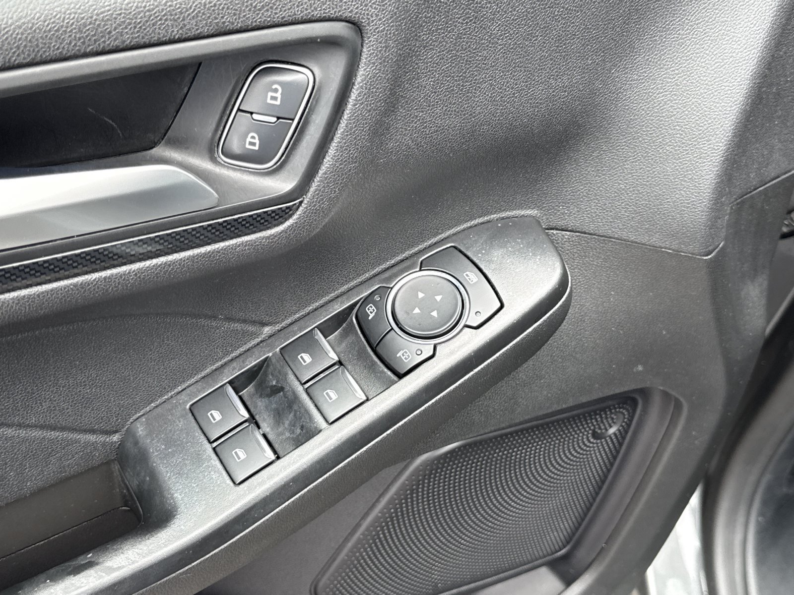Used 2024 Ford Escape ST-Line FWD image 14