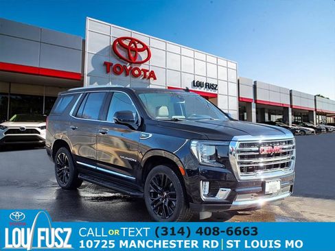 Used 2021 GMC Yukon SLT w/ SLT Premium Package image 1