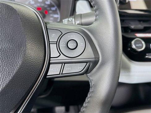 Certified 2025 Toyota Corolla SE image 14