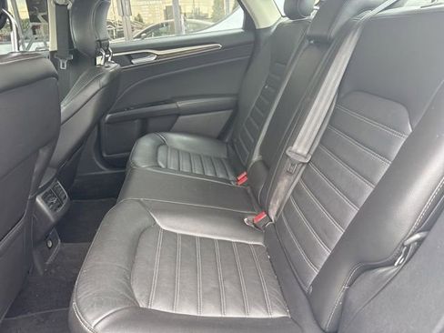 Used 2014 Ford Fusion SE w/ Equipment Group 202A AWD/4WD image 11