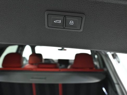 New 2025 Audi SQ5 Premium Plus image 29